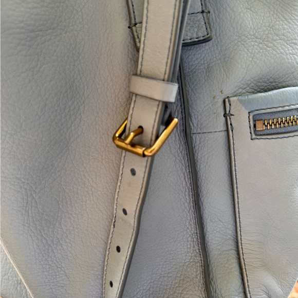 Genuine vintage FOSSIL sky blue leather tote bag with shoulder strap - Picture 6 of 13